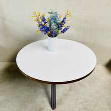 Load image into Gallery viewer, Round Dining Table &quot;Plataan&quot; by Gerard Geytenbeek for Azs, Netherlands 1960
