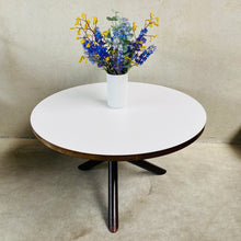 Load image into Gallery viewer, Round Dining Table &quot;Plataan&quot; by Gerard Geytenbeek for Azs, Netherlands 1960
