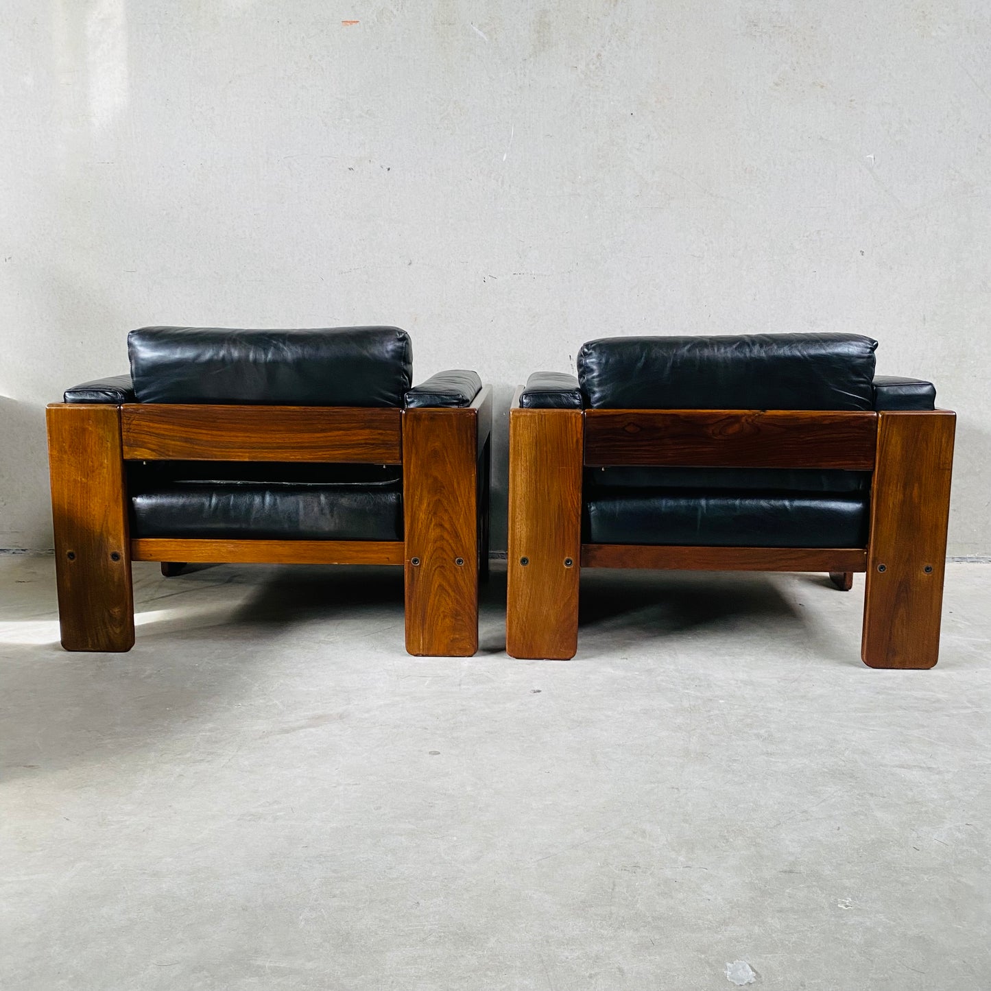 Set aus 2 schwarzen Ledersesseln „Bastiano“ von Tobia Scarpa für Knoll, Italien 1960
