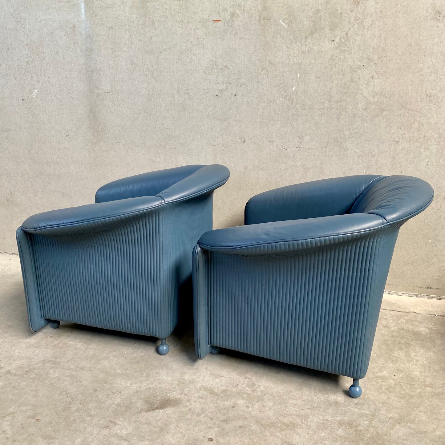 SET OF 2 LEATHER ARM CHAIRS BY PAOLO PIVA FOR WITTMANN, AUSTRIA 1980S