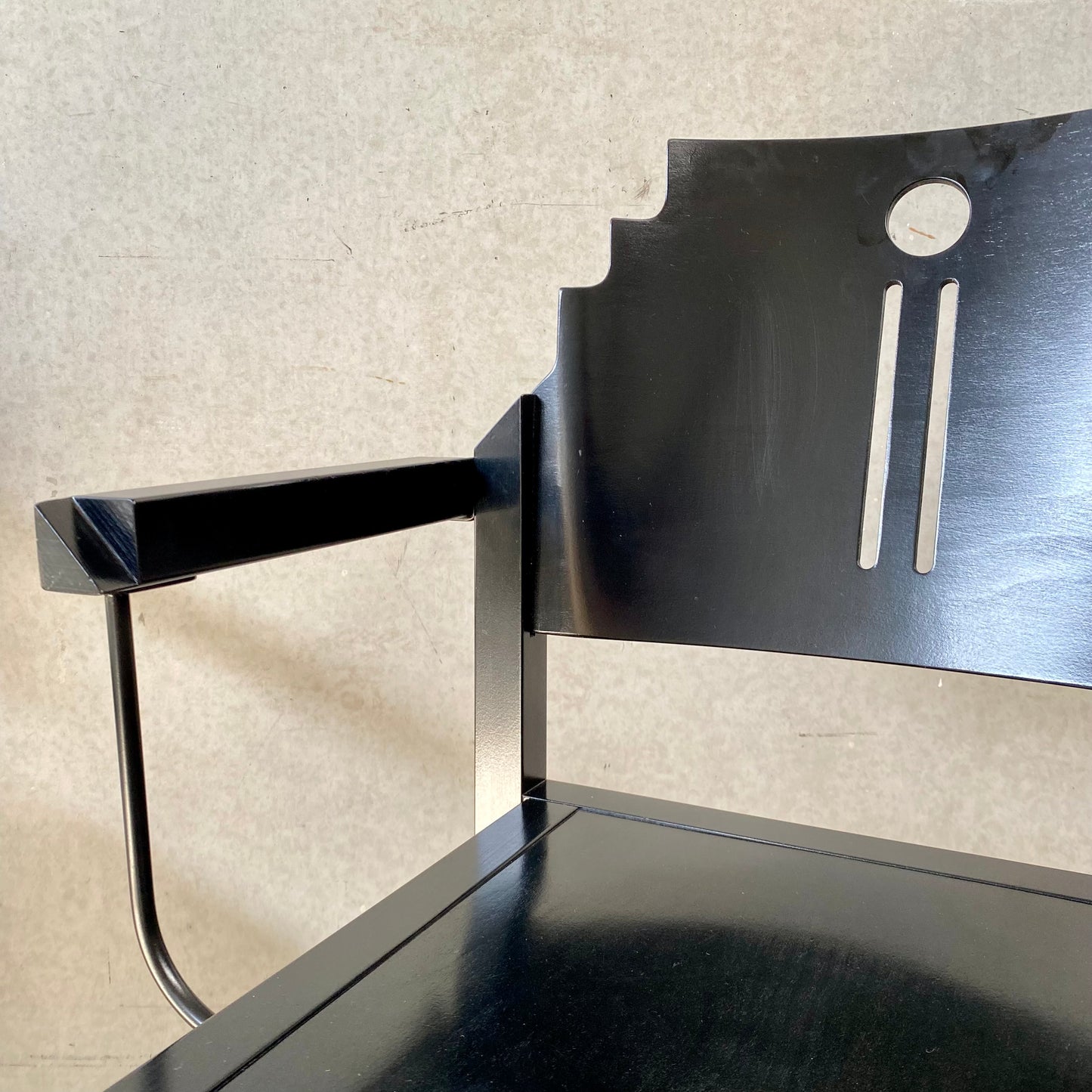 Set aus 6 Esszimmerstühlen im Memphis-Stil, schwarz lackiert, von Gebr. Thonet für Thonet Wien, Österreich, 1980