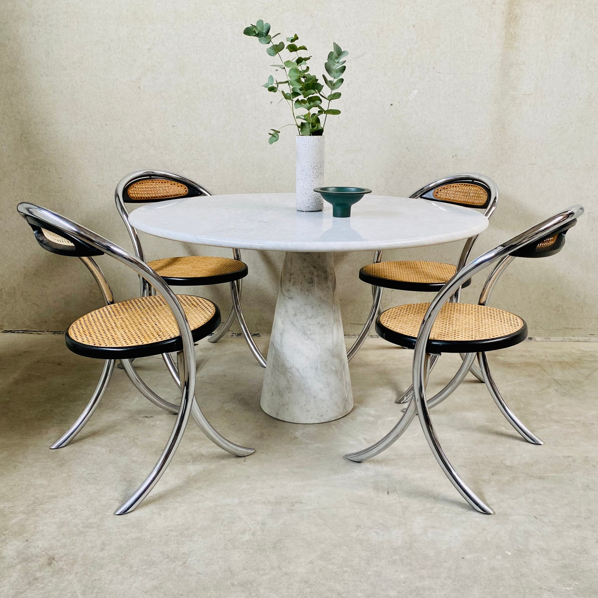 CARRARA MARBLE DINING TABLE BY ANGELO MANGIAROTTI, ITALY 1970S