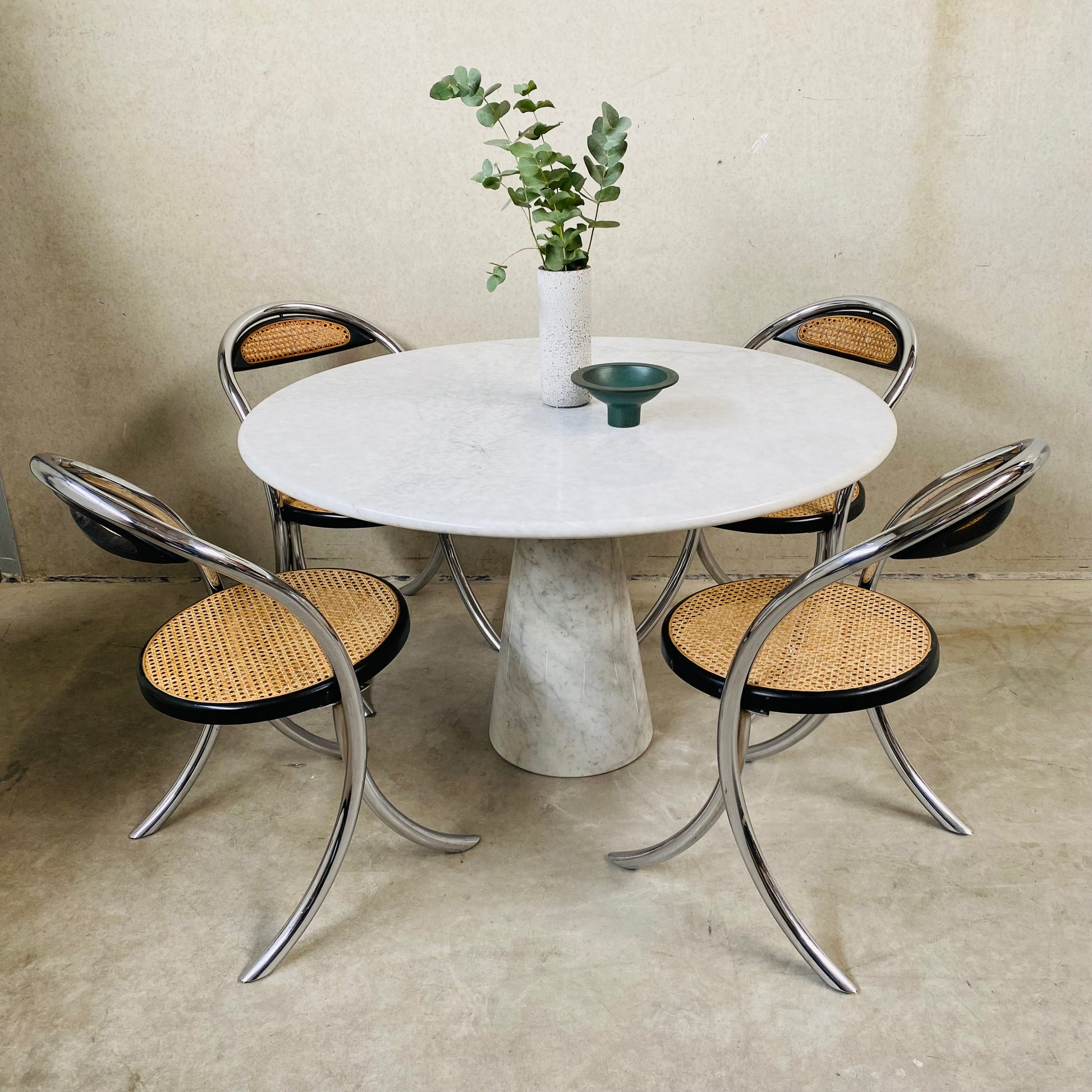 CARRARA MARBLE DINING TABLE BY ANGELO MANGIAROTTI, ITALY 1970S