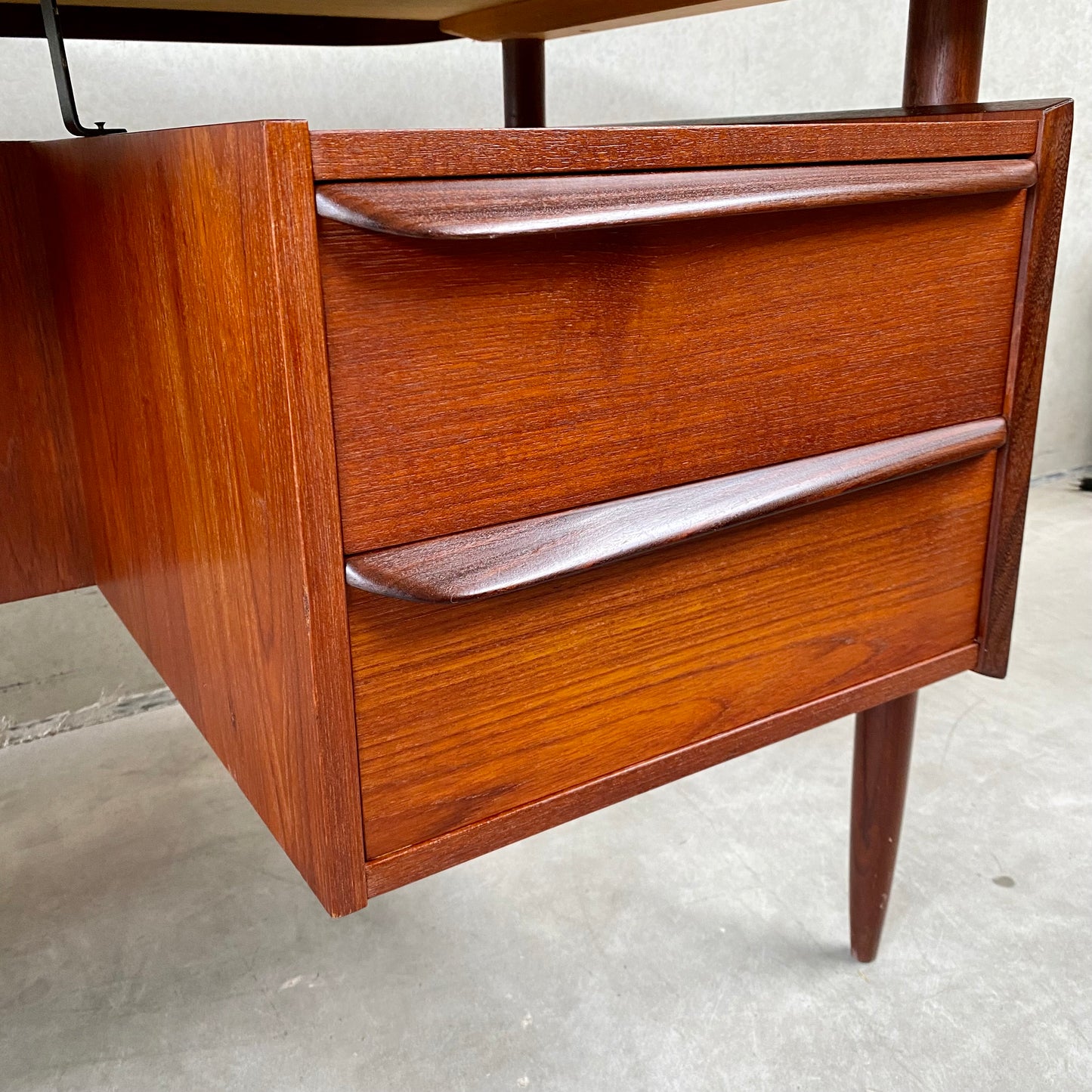 Executive Teak Schreibtisch „Vorschläge“ von Tijsseling für Hulmefa, Niederlande 1960