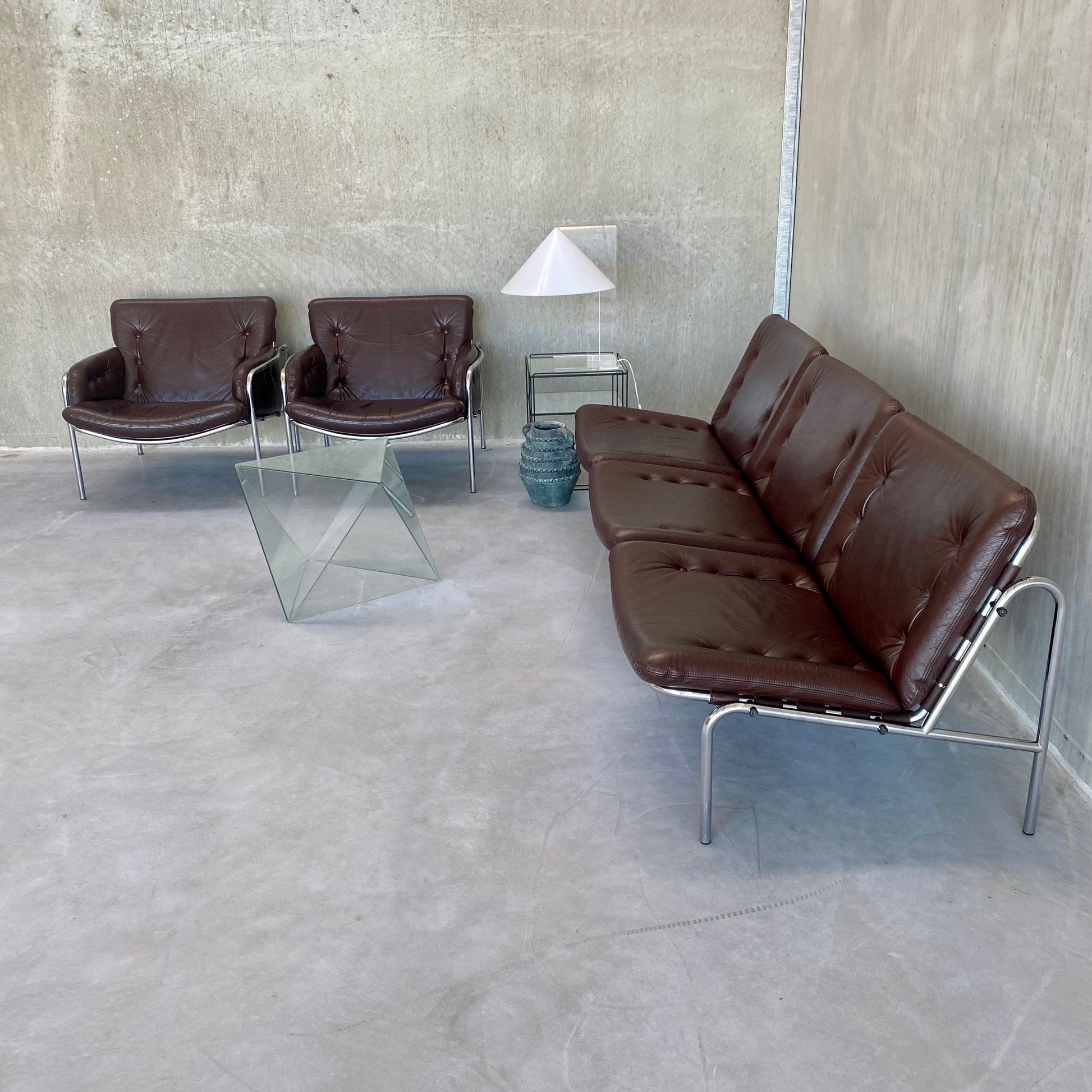 LEATHER THREE SEATER SOFA "OSAKA BZ12" BY MARTIN VISSER FOR 'T SPECTRUM, NETHERLANDS 1969S