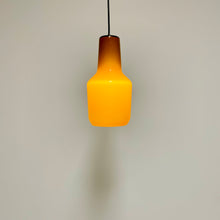 Load image into Gallery viewer, Set of Two Hanging Lamps by Massimo Vignelli for Venini 1950
