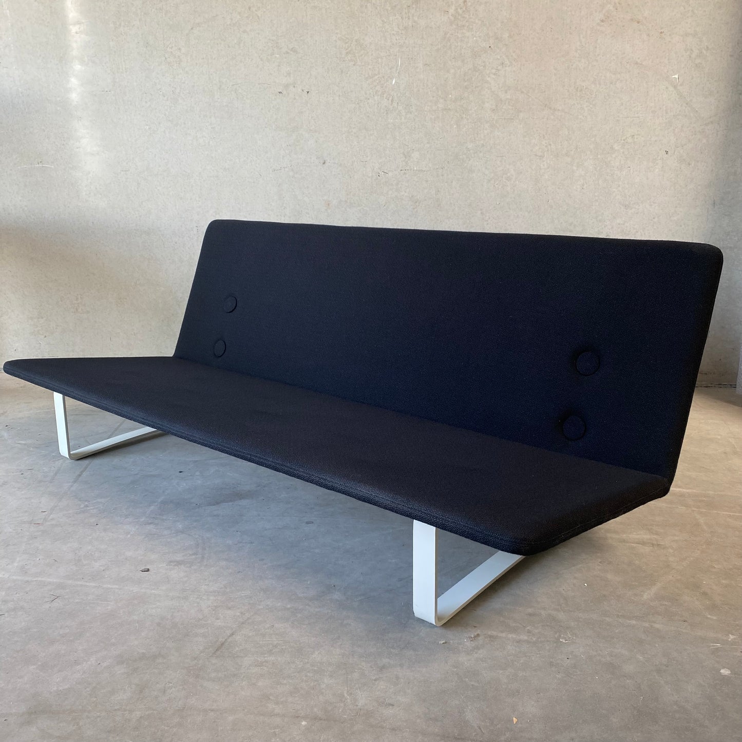 Schwarzes 3-Sitzer-Sofa „C684“ von Kho Liang Ie für Artifort Niederlande 1960