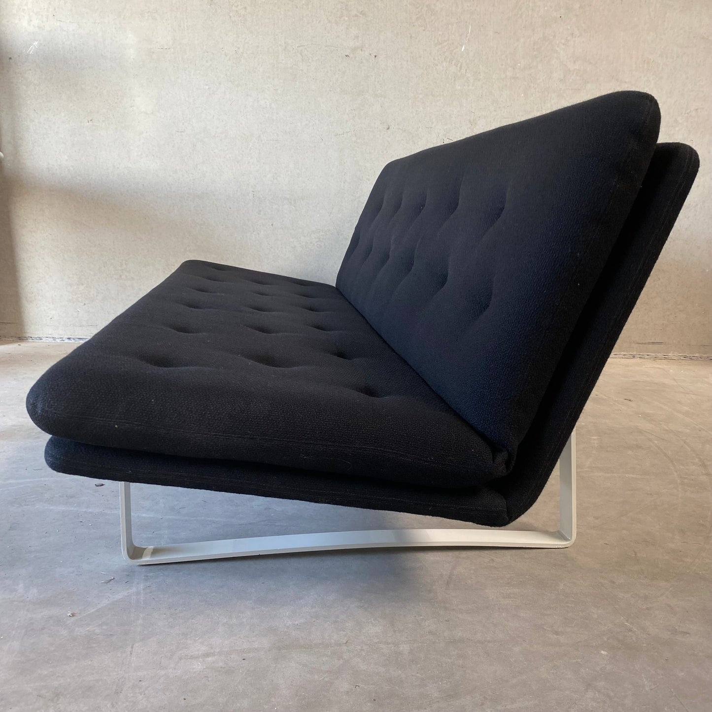 Schwarzes 3-Sitzer-Sofa „C684“ von Kho Liang Ie für Artifort Niederlande 1960