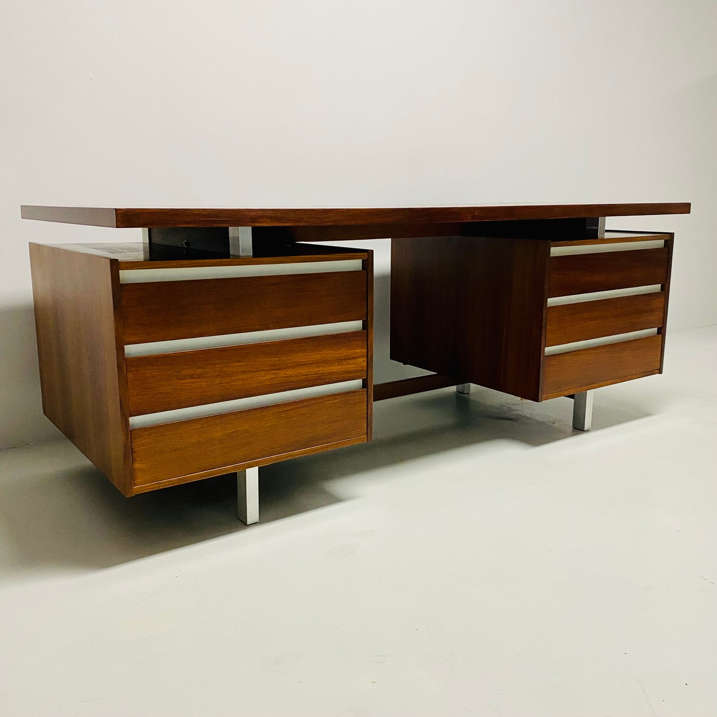 Rosewood Executive Desk von Kho Liang Ie für Fristho, Niederlande, 1950