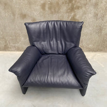 Load image into Gallery viewer, Leather &quot;Palmaria&quot; Lounge Chair by Vico Magistretti for Cassina, Italy 1980
