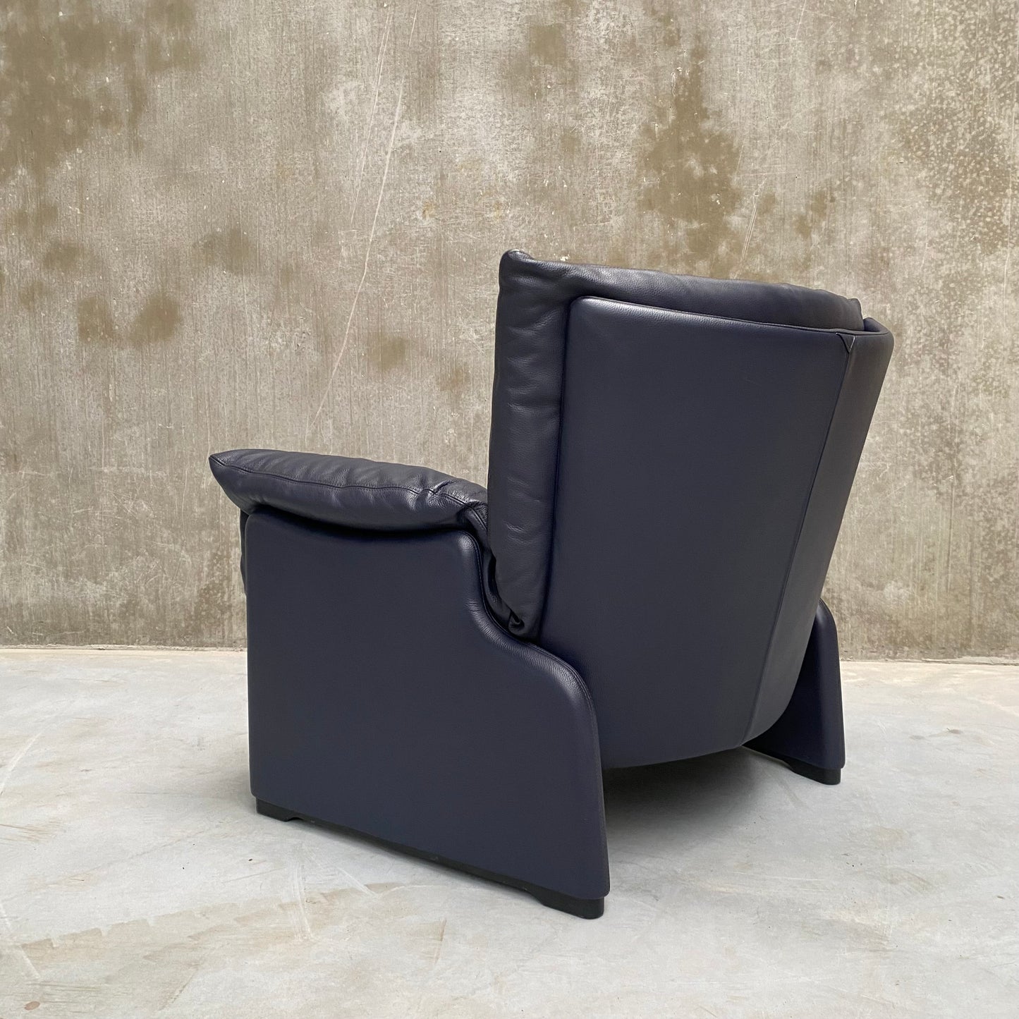 Fauteuil lounge "Palmaria" en cuir par Vico Magistretti pour Cassina, Italie 1980