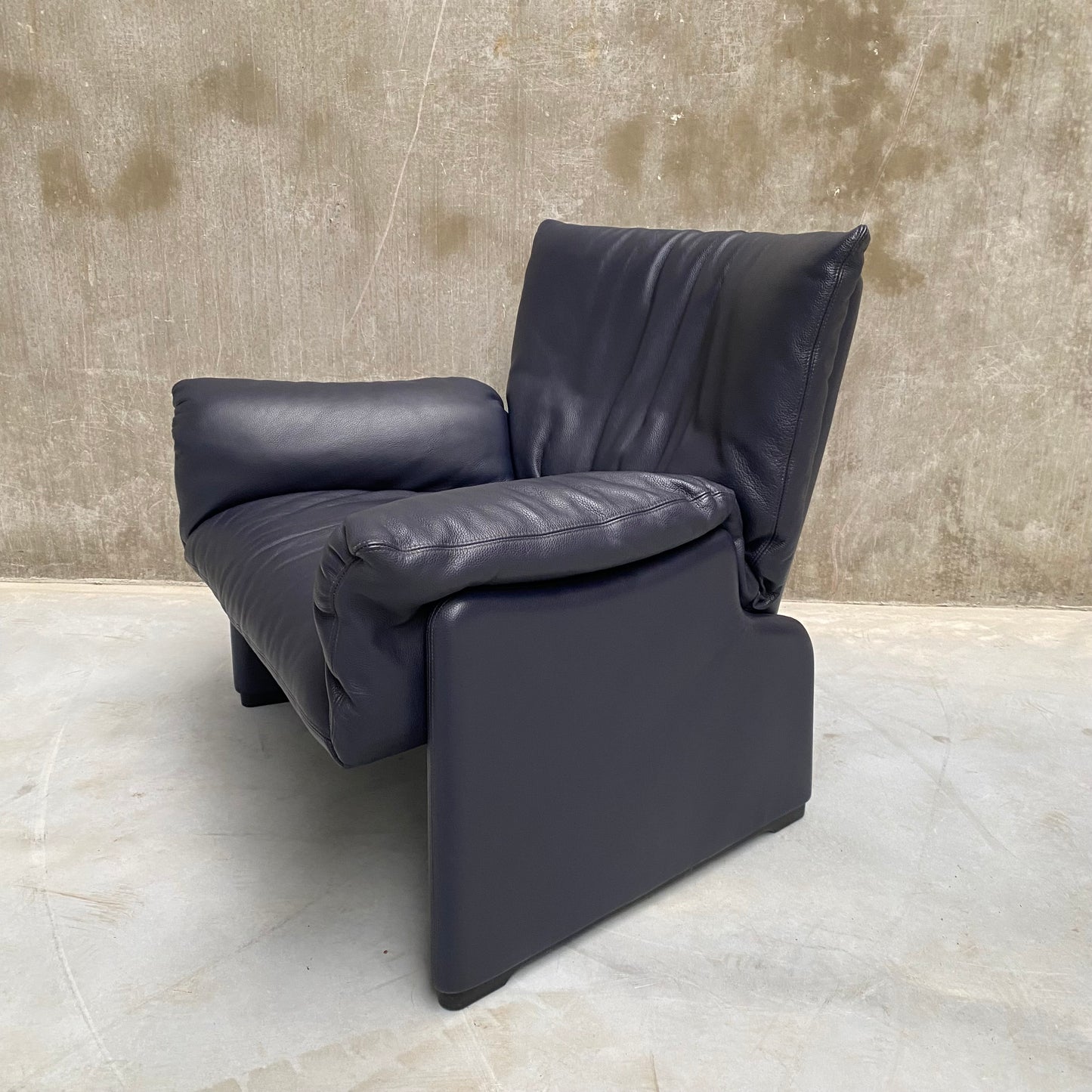 Fauteuil lounge "Palmaria" en cuir par Vico Magistretti pour Cassina, Italie 1980